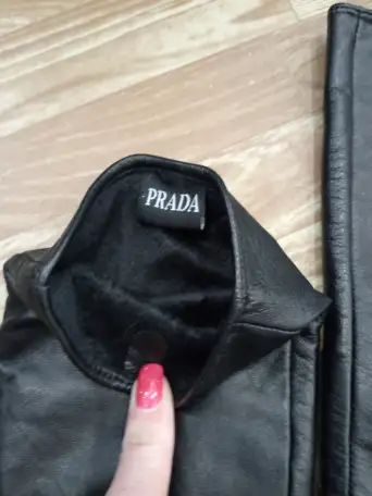 Продам кожаные перчатки женские от Prada оригинал, фотография 4