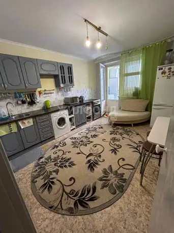 Продается 2-комн. квартира 76 кв.м., фотография 8