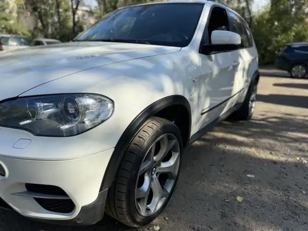 Продам BMW X5 2010 год, 3.0306 л.с бензин. Поколение II E70 Рестайлинг., фотография 6