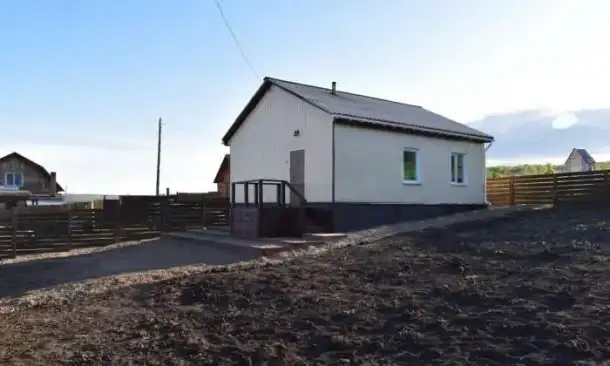 Продам дом, край, пгт Емельяново 56,00 м2, фотография 1