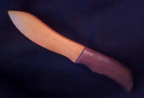 Нож игрушка из бука, фотография 1