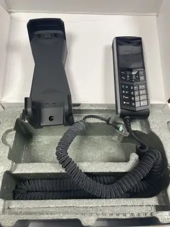 Абонентский терминал Inmarsat BGAN Explorer 325, фотография 1