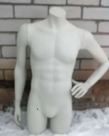 Манекены, напольные вешалки, фотография 2