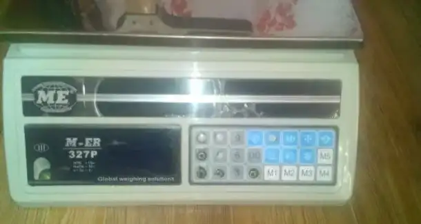 Весы M-ER 327P, фотография 3