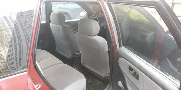 Продается Nissan Primera, 1992 универсал, фотография 8