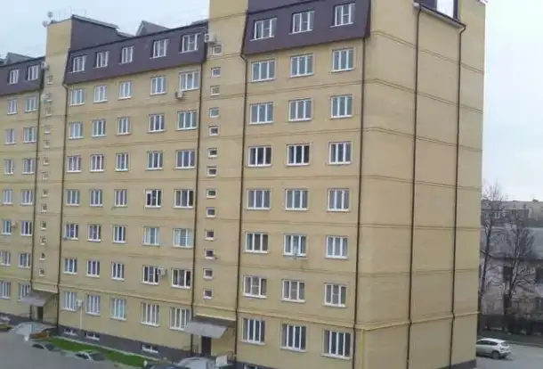 Продается квартира в элитном доме район курортной зоны г. Ессентуки, ул. Октябрьская 337, с новым ремонтом, общая площад, 130,00 м², 8 эт., Кур. зона, Октябрьская 337, фотография 6