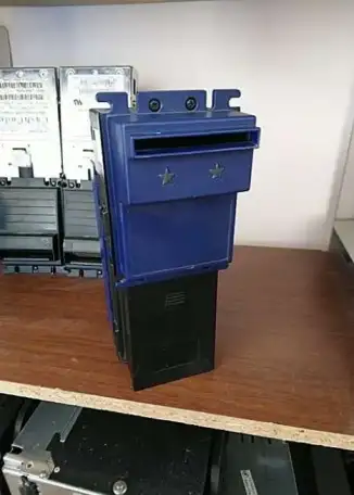 Купюроприемник ICT BS7 с кассетой на 400 купюр, фотография 2