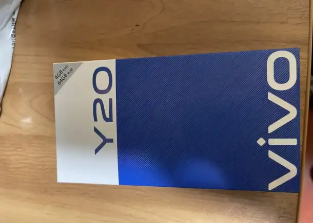 Смартфон vivo бу в хорошем состоянии, фотография 3
