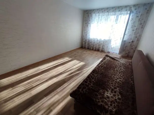 Квартира, 45,00 м², 5 эт., Победы проспект, 39кб, фотография 1