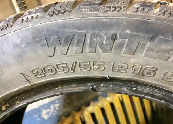 шина б/у Tigar Winter 205/55 R16 94H XL, фотография 4
