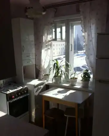 сдам двухкомнатную квартиру ул.шухова, фотография 2