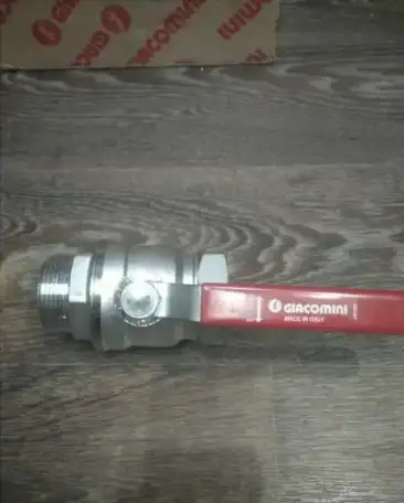 Кран шаровой Giacomini Ду-40 внутренняя/наружная резьба рычаг (R254DL) Новый, фотография 2