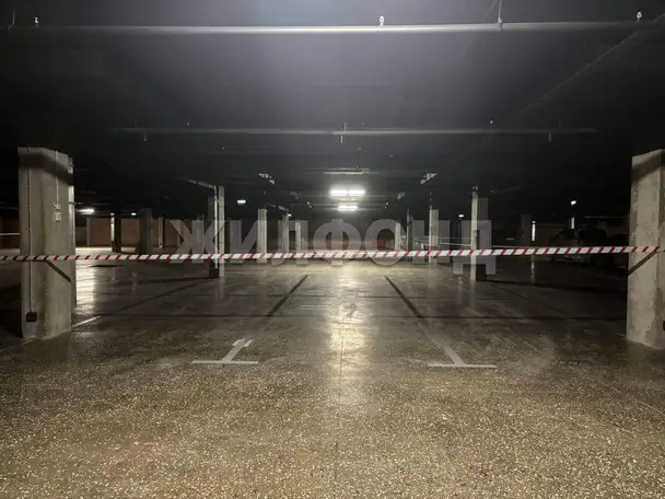 Продается место на закрытой стоянке, 14 м2, фотография 2