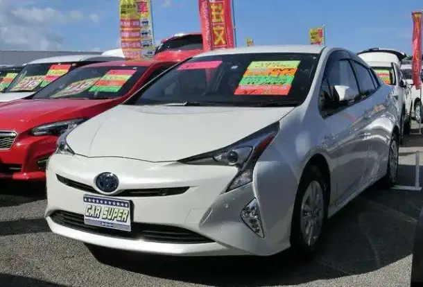 TOYOTA PRIUS, фотография 8