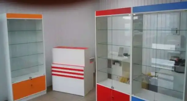 В продаже витрины, стеллажи, прилавки, горки и прочая мебель., фотография 1