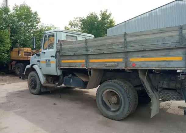 Бортовой автомобиль ЗИЛ-433360, фотография 2