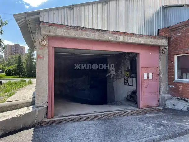 Продается место на закрытой стоянке, 30 м2, фотография 5