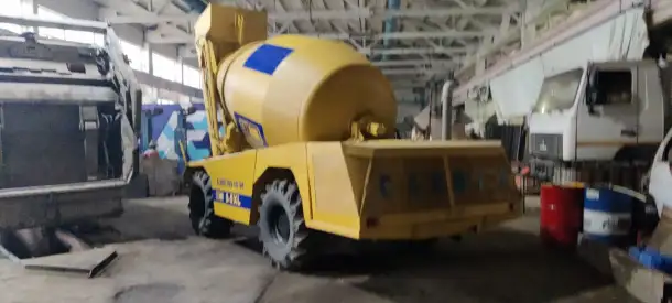 продажа аренда самоходного бетоносмесителя с самозагрузкой Carmix 55 XL, фотография 2