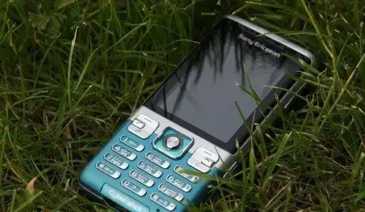 Sony Ericsson C702i Cyber-shot оригинал, фотография 1