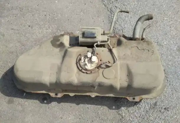 Ремонт бензобаков  Kia carens, Chery Tiggo, Toyota RAV 4, suzuki grand vitara, Chery Tiggo,, фотография 1