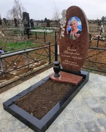 ПАМЯТНИКИ НА МОГИЛУ, фотография 1