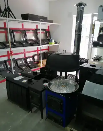 Продавец в магазин печного литья, фотография 1