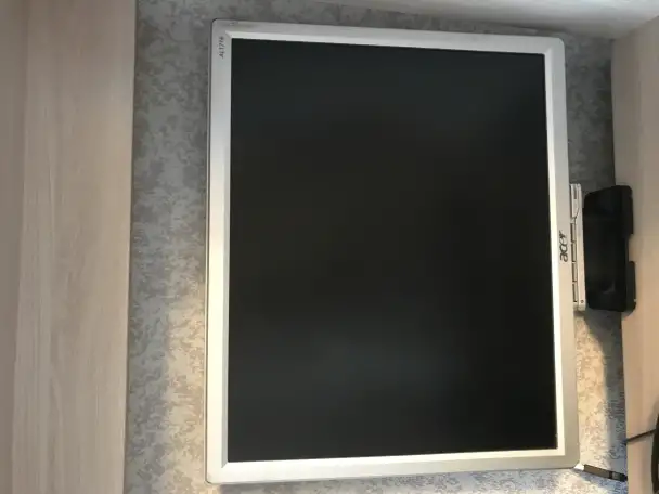Продаю монитор к компьютеру, фотография 1