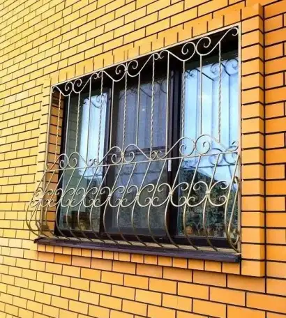 Решетки на окна кованые, фотография 3