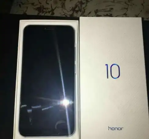 Продам Honor 10. Срочно. В идеальном состоянии. Возможен торг., фотография 1