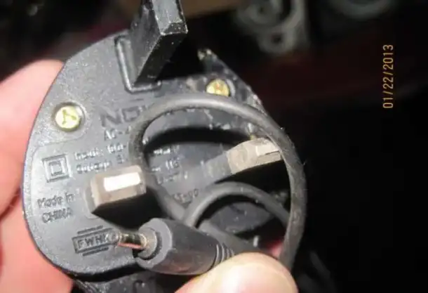 Комбинированный адаптер Maxim MX-2105 ADDC 5 W DC 300 mA  DC3-4.5-6-7.5-9-12V несколько разных выходов, фотография 6