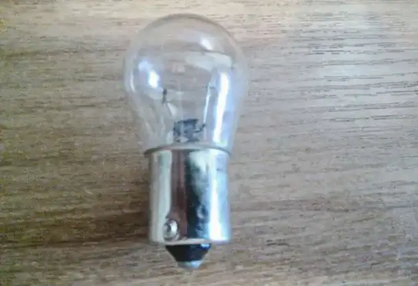 Лампы автомобильные 12V 21W и 10W с одним контактом., фотография 2