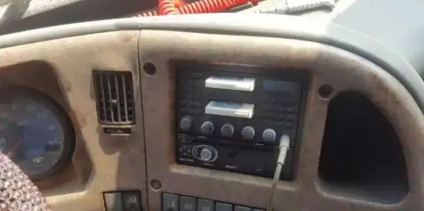 Туристический автобус Daewoo BX212, фотография 2