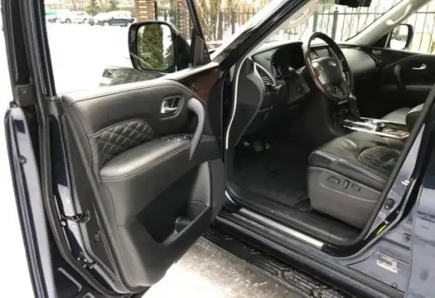 Продажа от собственника! Автомобиль Infiniti QX80 2018 г.в. в отличном состоянии, г. Москва, фотография 9