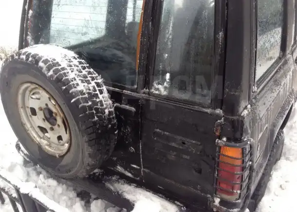 Isuzu Tropper (UBS , 4ZD1) - по запчастям, фотография 3