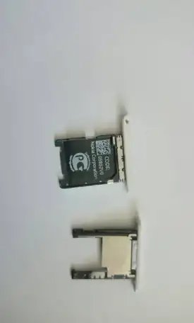 Продаю телефон Nokia Lumia 720 на запчасти, фотография 2