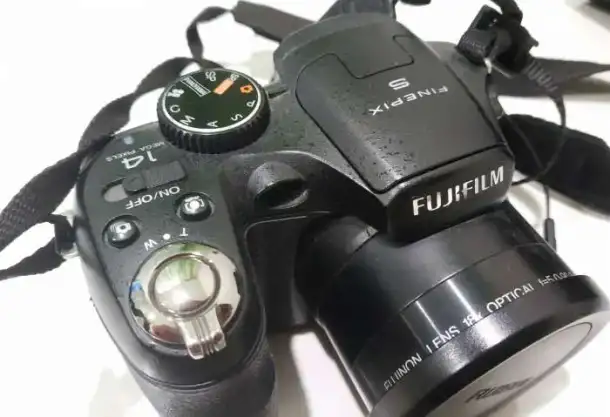 Фотоаппарат  Fudji Film  Finepix s2950  zoom optic x 18  с инструкцией, фотография 10