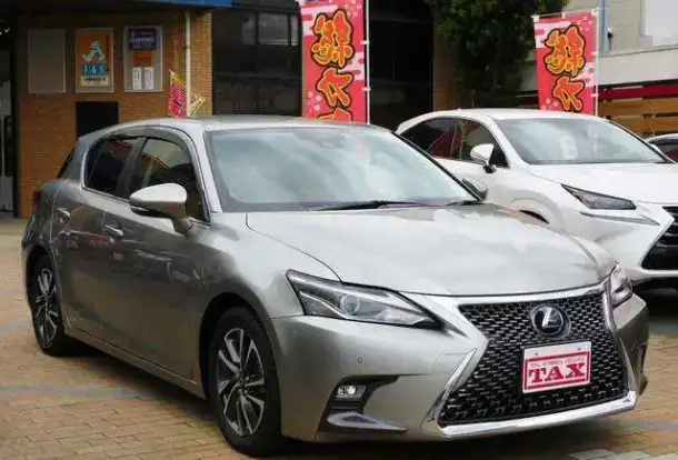 Продажа автомобилей Lexus, фотография 1