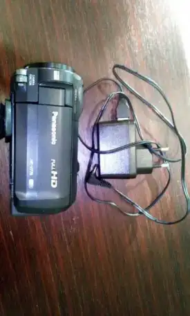 Продаю камеру Panasonic hc-v770, фотография 1