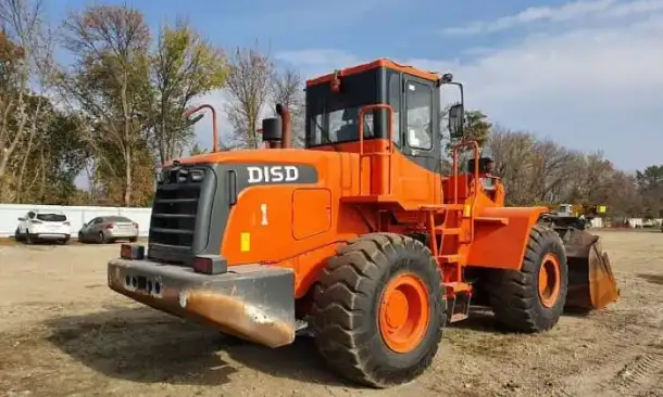 Фронтальный погрузчик DISD SD300 в Самаре от официального представителя завода в РФ, фотография 1