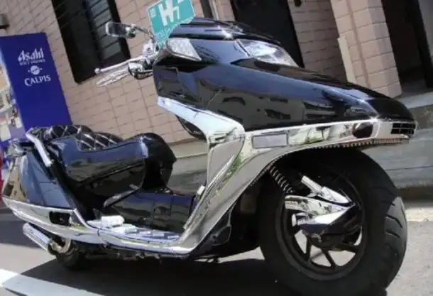 Honda FusionX шикарный максискутер, фотография 6