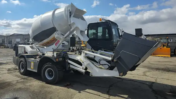 Бетоносмеситель с самозагрузкой  YNIX QGMC4000 16 м3 час, фотография 3