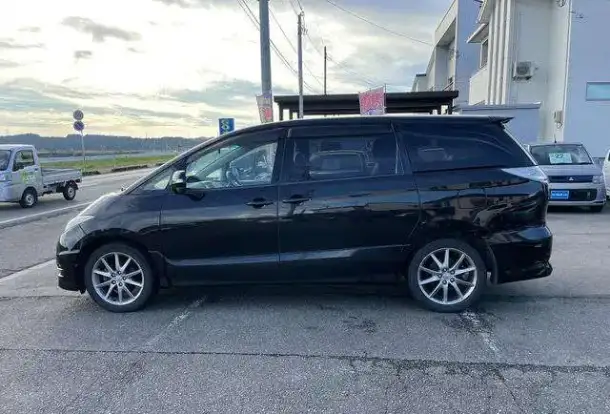 TOYOTA ESTIMA, фотография 4