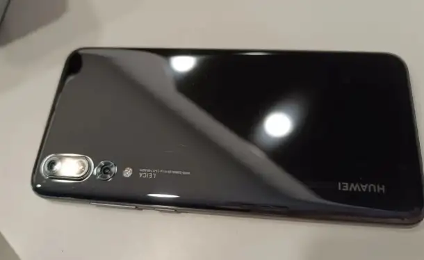 HUAWEI P20 Pro 6128 ГБ, фотография 2