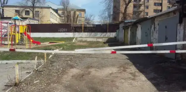 Продам капитальный гараж, возле дома по ул.Советской Армии,212Б 21,00 м2, фотография 3