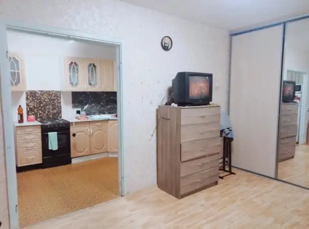 Сдам на длительный срок 1 комнатную квартиру, ул. Крестинского, 13, фотография 1