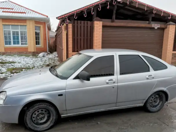 Продаю лада приора хэтчбек, фотография 1