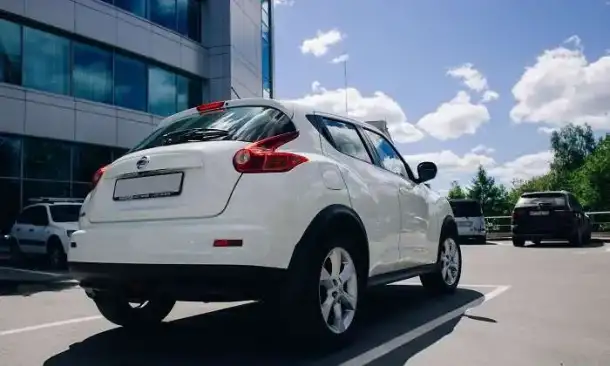 Продается автомобиль  NISSAN JUKE 2012г., фотография 5