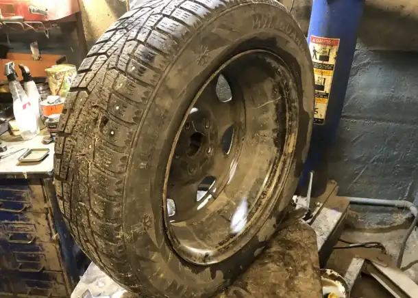 Шины б/у Nexen Winguard WinSpike 205/60 R16 92T, фотография 3