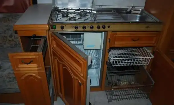 Прицеп дача, Дом на колесах HOBBY 560 TF Жилой прицеп дом-дача, караван., фотография 9