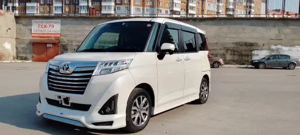 ПРОДАЮ TOYOTA ROOMY CUSTOM G-T, фотография 3
